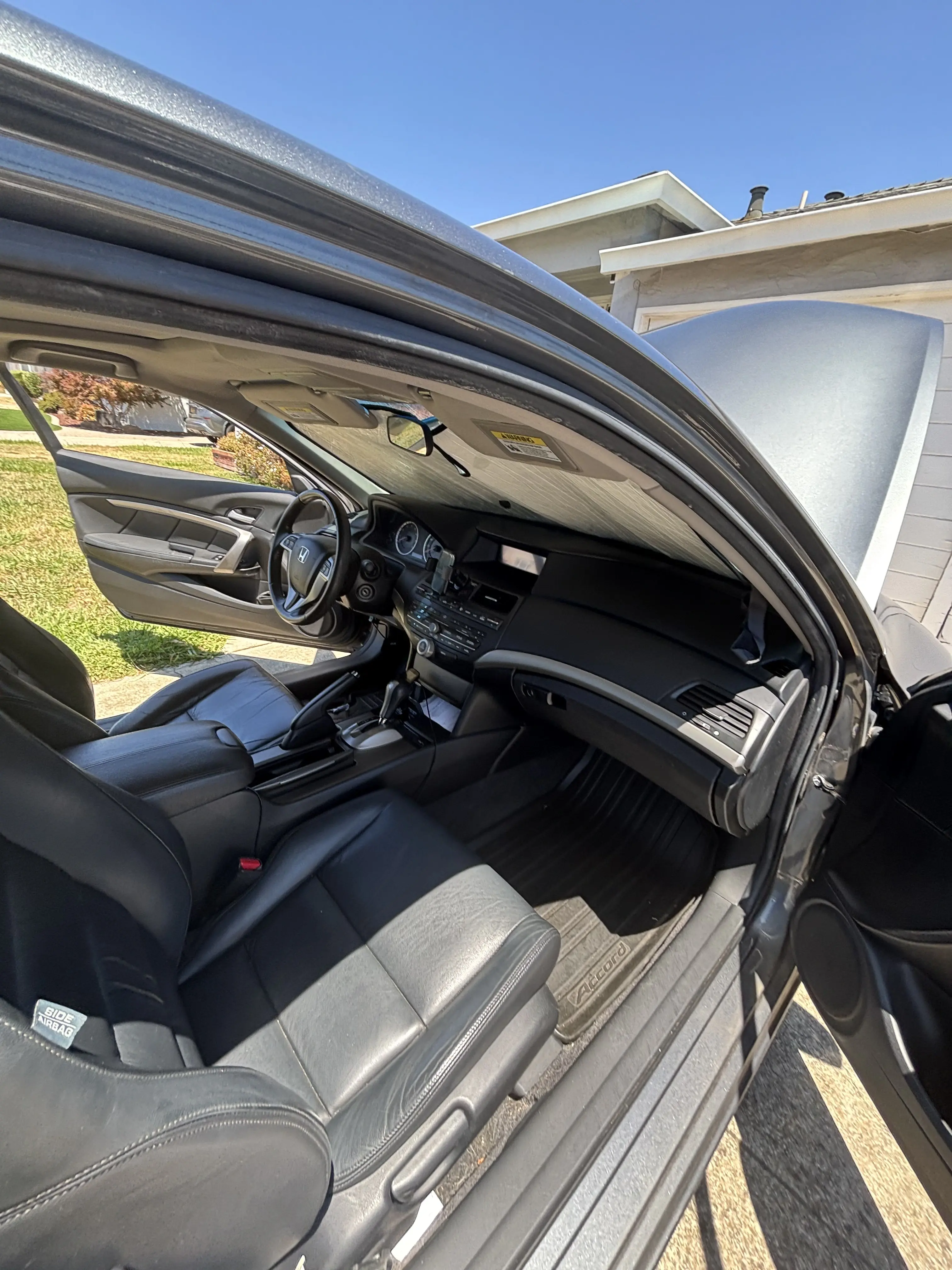 Dashcam neatly installed on a windshield